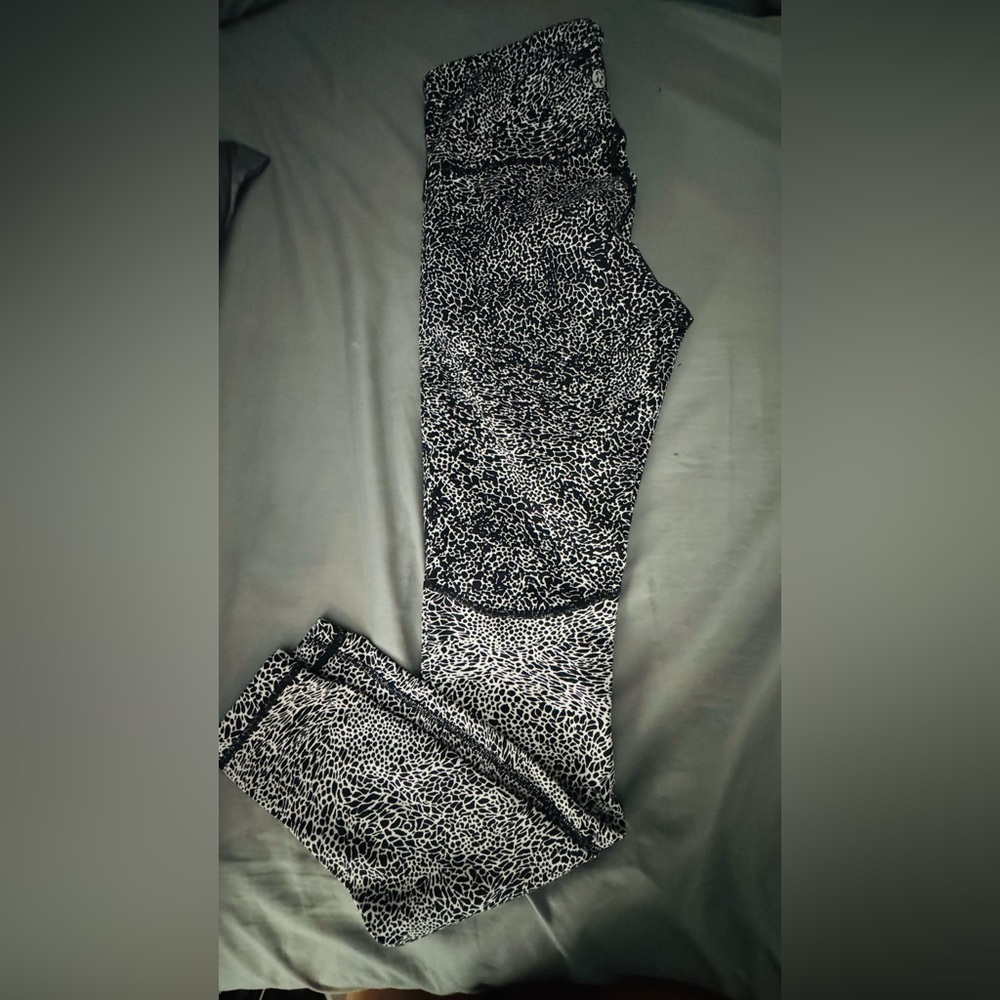 Lululemon Athletica Leopard Leggings Slightly Used Size 4